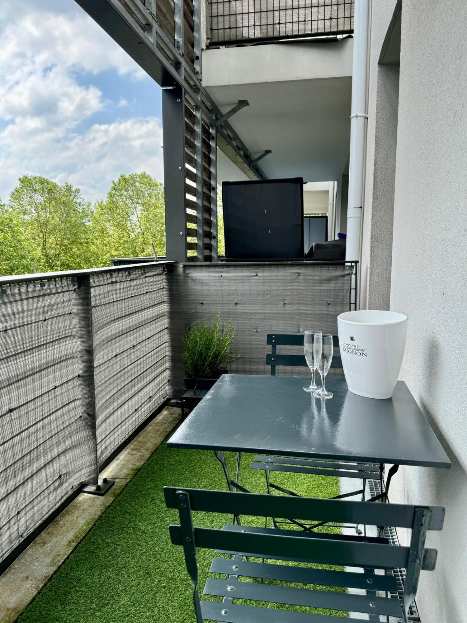 Studio 2 Adultes 2 Enfants Parcs Disneyland Paris Montevrain Luaran gambar